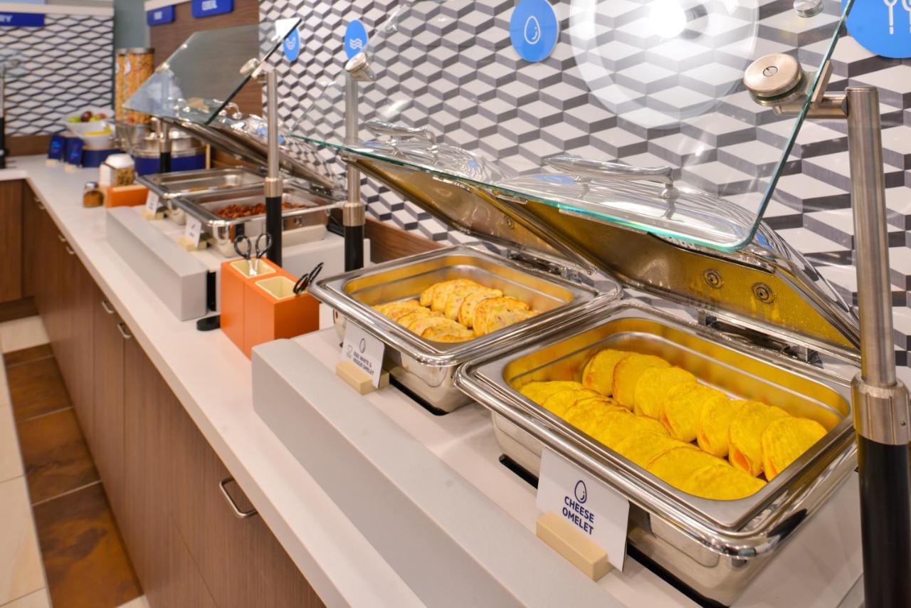 Holiday Inn Express & Suites - Milan - Sandusky Area By Ihg エクステリア 写真