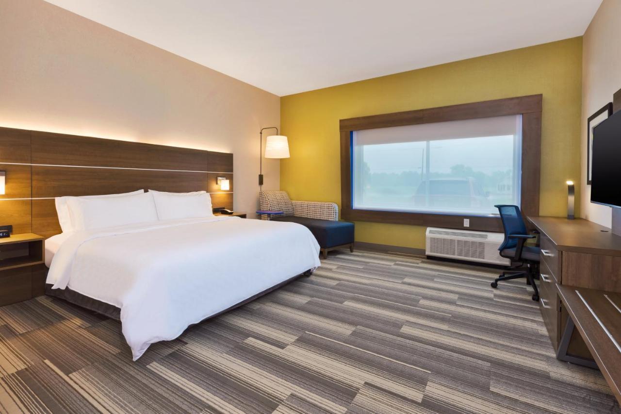 Holiday Inn Express & Suites - Milan - Sandusky Area By Ihg エクステリア 写真