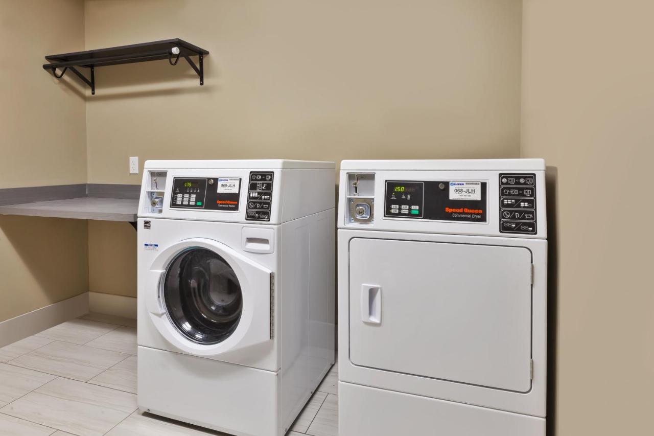 Holiday Inn Express & Suites - Milan - Sandusky Area By Ihg エクステリア 写真