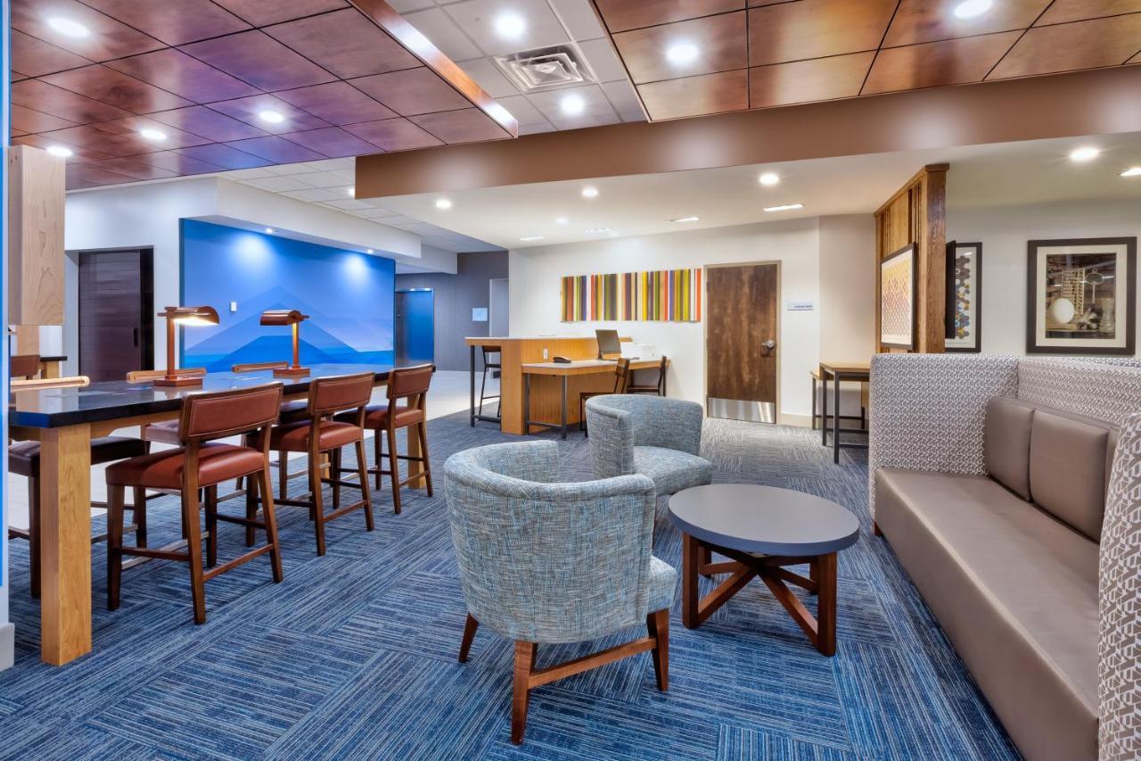 Holiday Inn Express & Suites - Milan - Sandusky Area By Ihg エクステリア 写真
