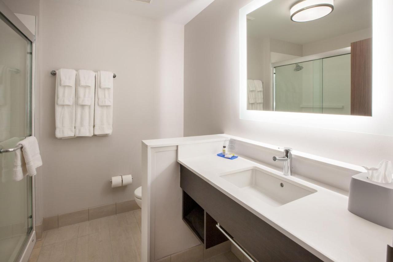 Holiday Inn Express & Suites - Milan - Sandusky Area By Ihg エクステリア 写真