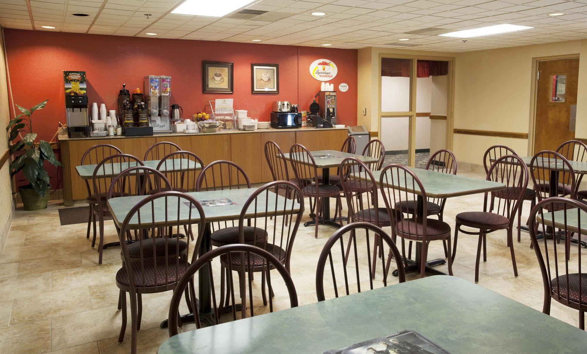 Holiday Inn Express & Suites - Milan - Sandusky Area By Ihg エクステリア 写真